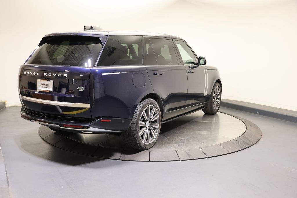 Thumbnail: 2023 Land Rover Range Rover - 5