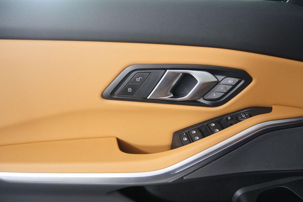 Thumbnail: 2025 BMW 3 Series - 8