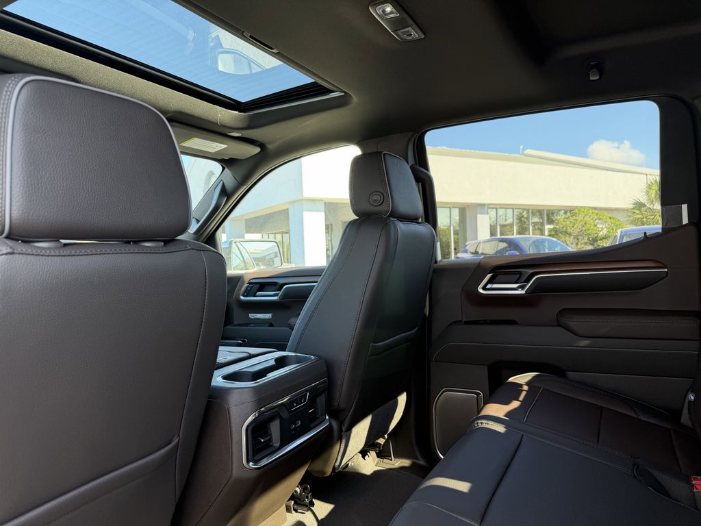 new 2026 GMC Sierra 1500 car, priced at $73,393