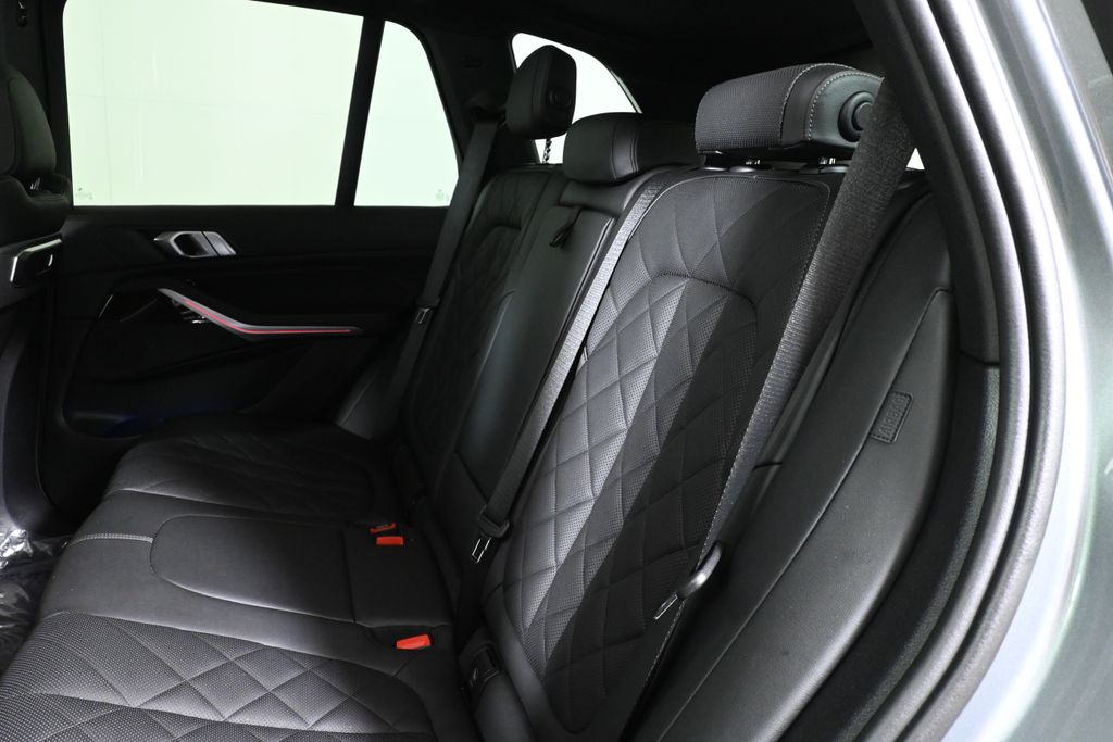 Thumbnail: 2024 BMW X5 - 4