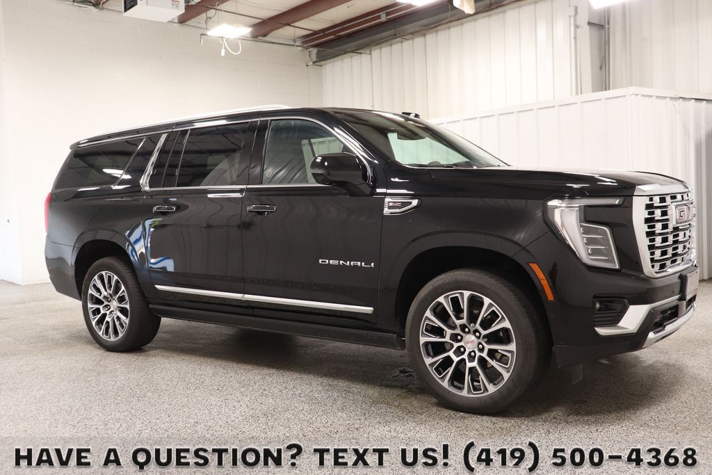 Onyx Black 2026 GMC Yukon XL SUV / Crossover Four-Wheel Drive 