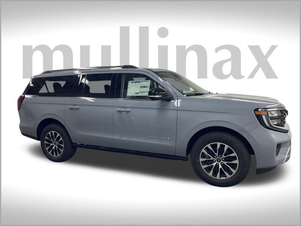 2025 Ford Expedition MAX Platinum photo 2