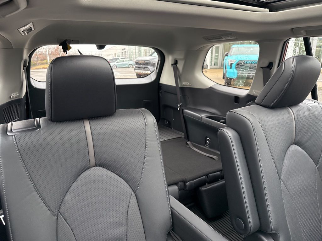 Used 2026 Toyota Grand Highlander SUV