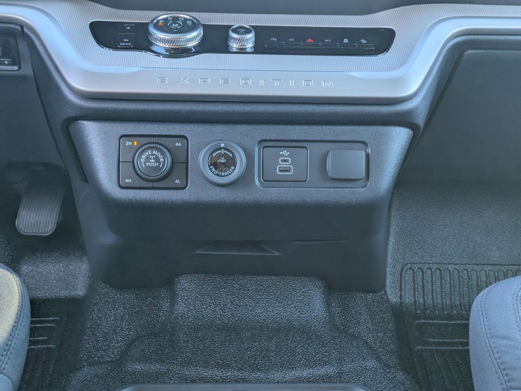 2026 Ford Expedition XL