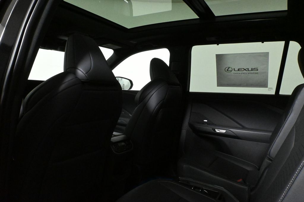 Thumbnail: 2025 Lexus TX - 32