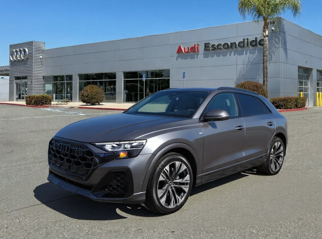 Thumbnail: 2026 Audi Q8 - 1