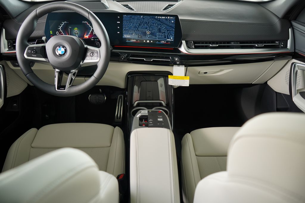 Thumbnail: 2026 BMW X2 - 13