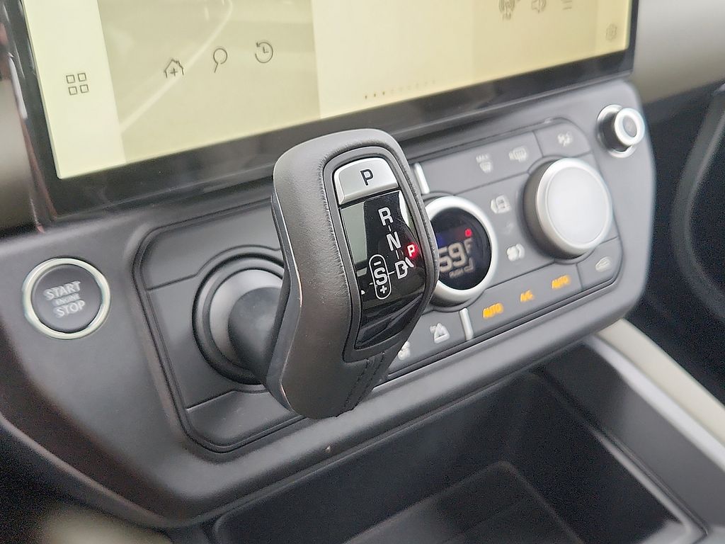 Thumbnail: 2026 Land Rover Defender - 7