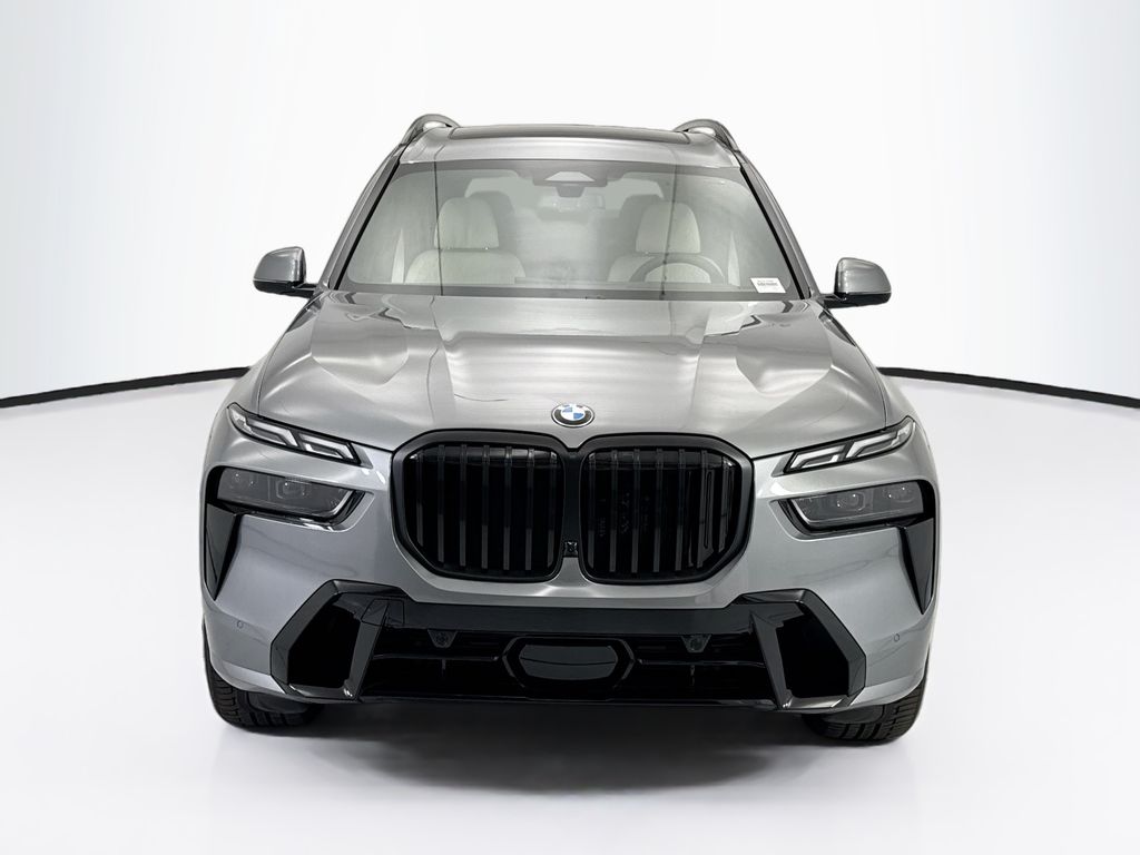 Thumbnail: 2027 BMW X7 - 2