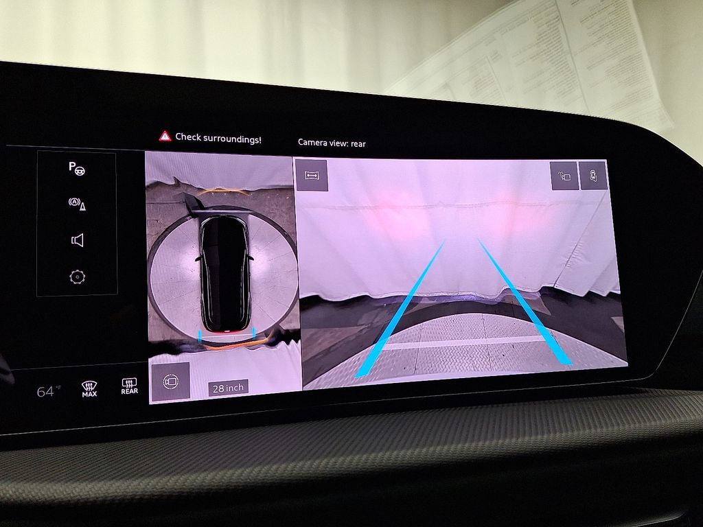 Thumbnail: 2025 Audi SQ5 - 11