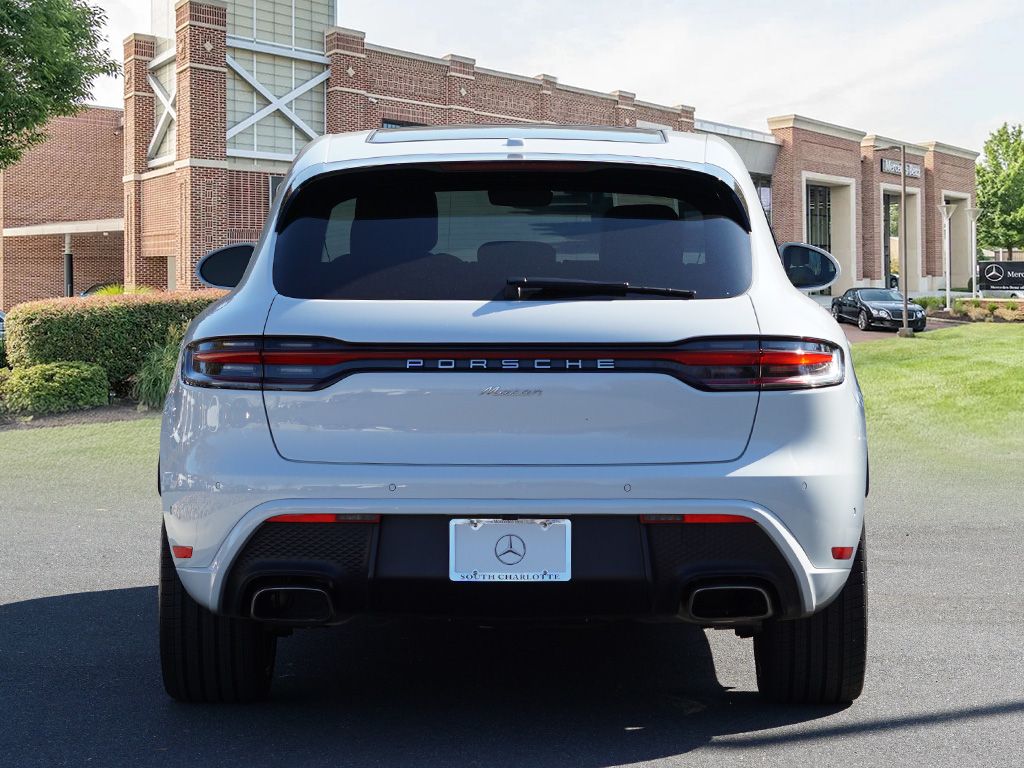 Thumbnail: 2024 Porsche Macan - 5