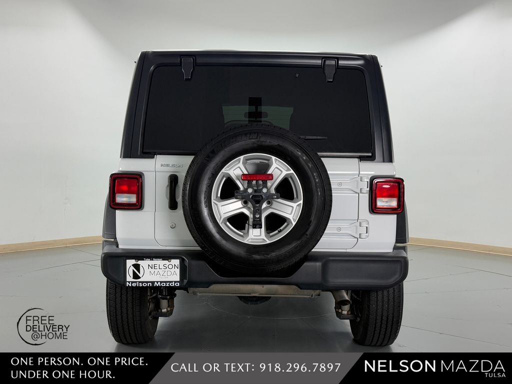 Used 2019 White Jeep Unlimited Sport S image 7