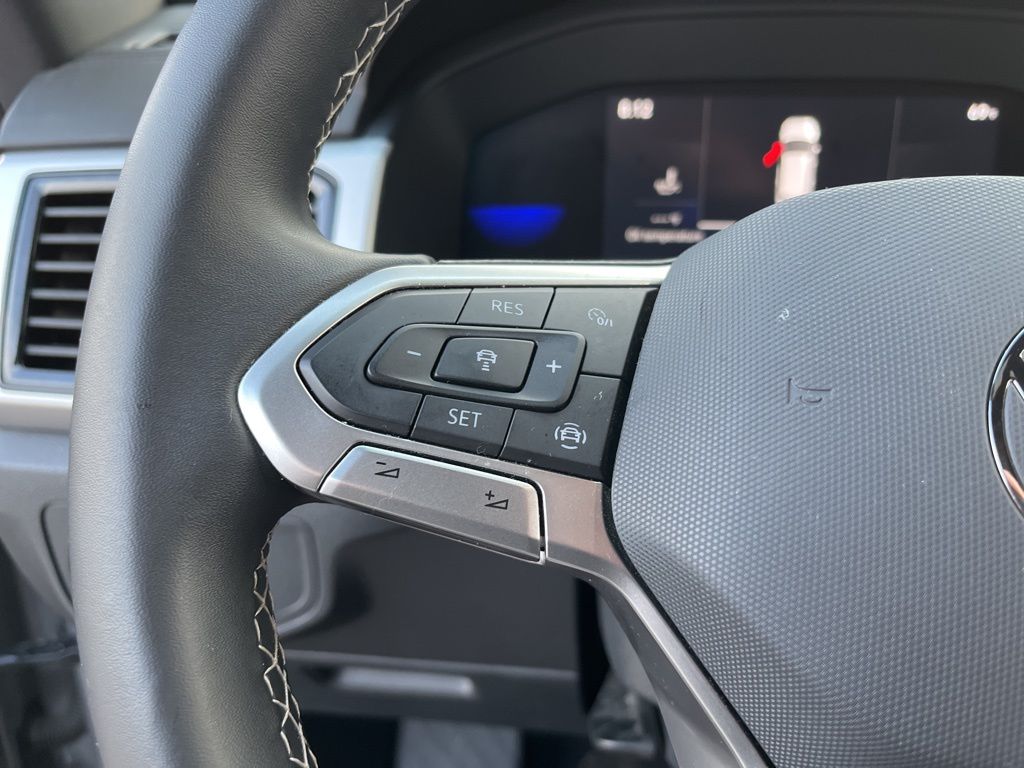 Thumbnail: 2022 Volkswagen Atlas - 20