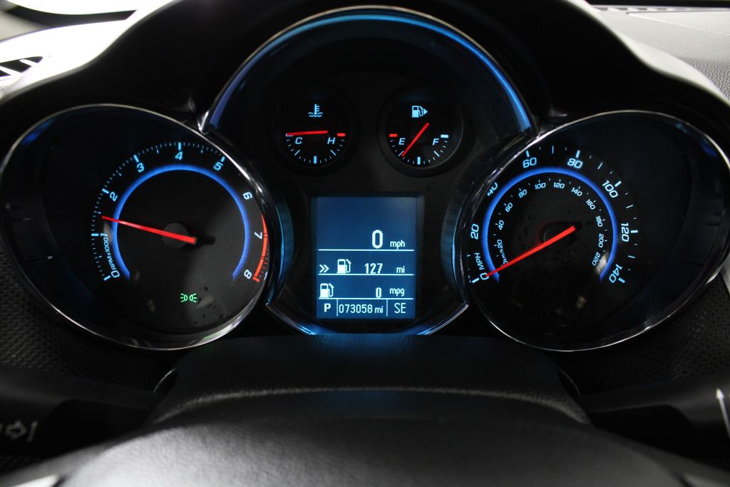 Used 2012 Chevrolet Cruze for sale in 