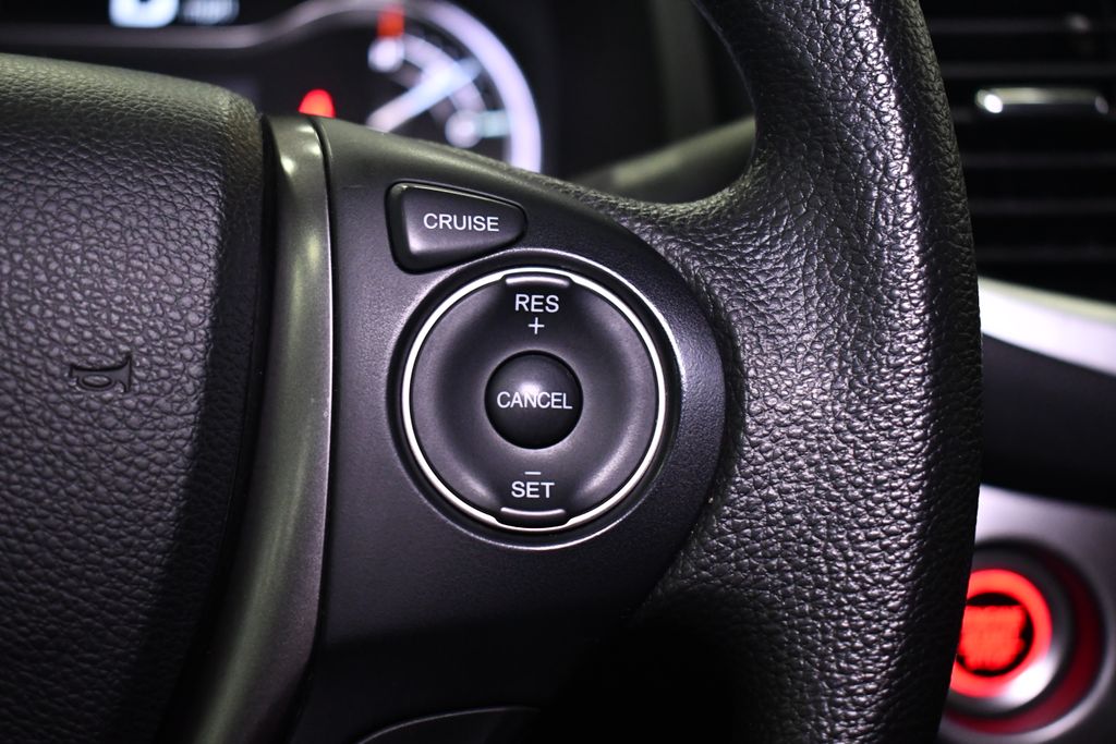 Thumbnail: 2019 Honda Ridgeline - 21