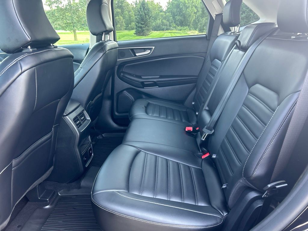 Used 2024 Ford Edge SUV
