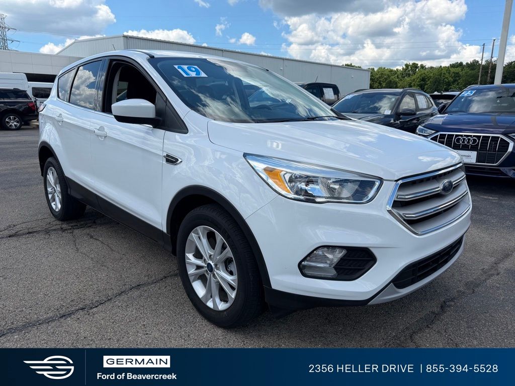 Oxford White 2019 Ford Escape SUV / Crossover All-Wheel Drive 6-Speed Automatic