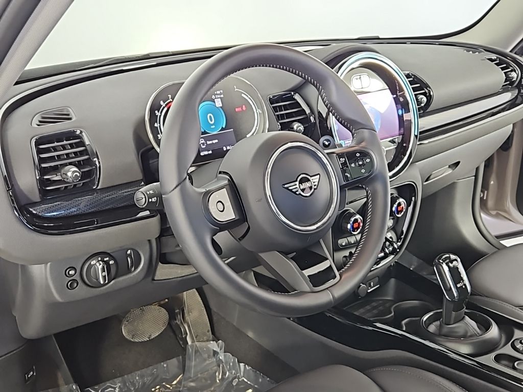 Thumbnail: 2024 MINI Cooper Clubman - 31