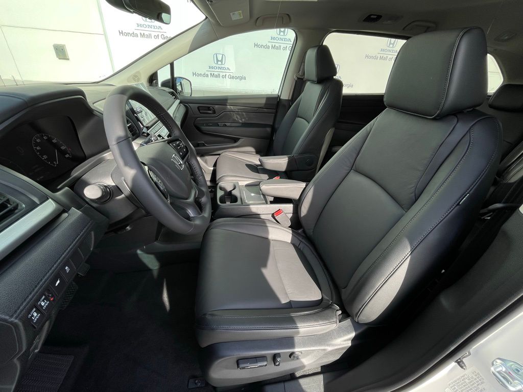 2025 Honda Odyssey EX-L 26