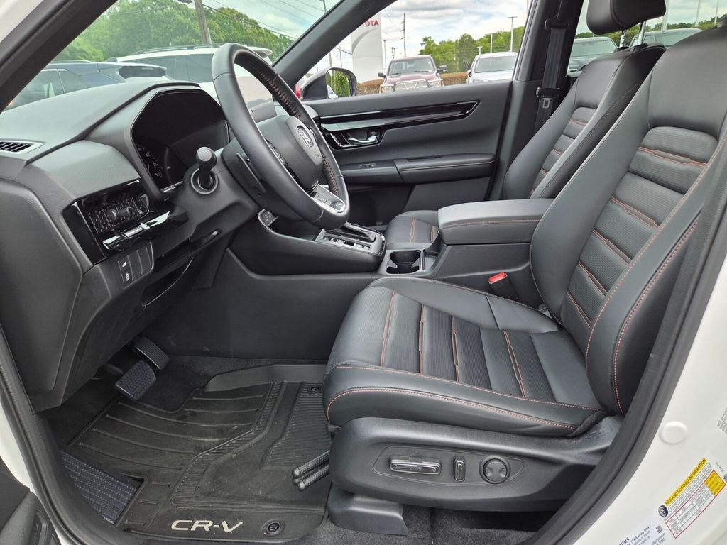 Used 2025 Honda CR-V Hybrid SUV