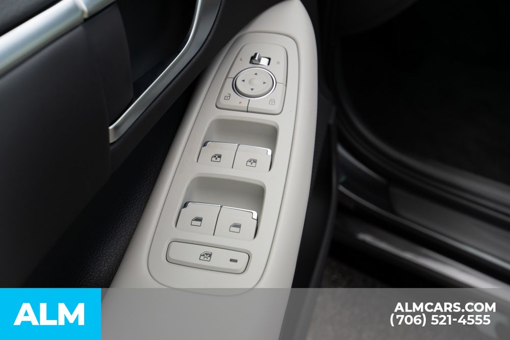 2025 Hyundai Sonata SEL Convenience photo 30