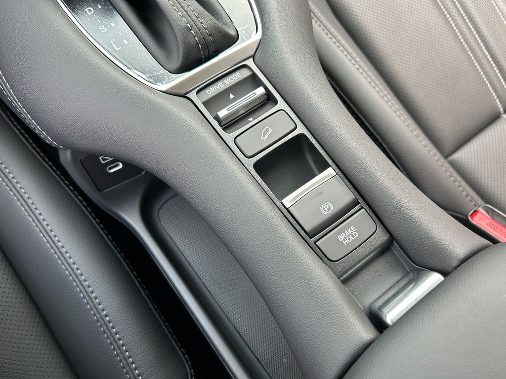 Thumbnail: 2026 Honda HR-V - 32