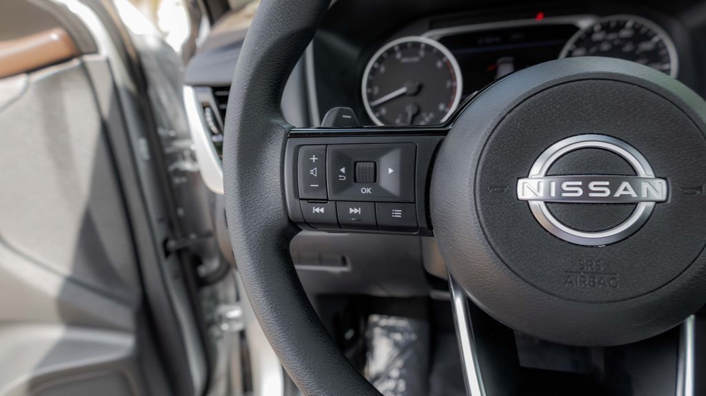 Used 2022 Nissan Rogue SV 4D Sport Utility