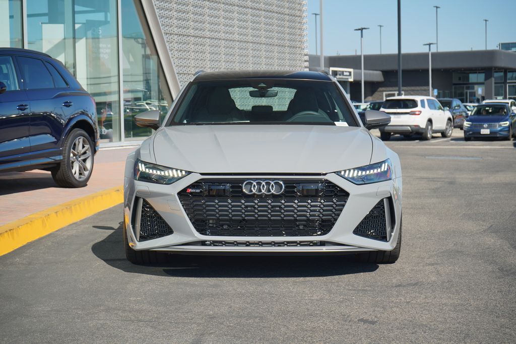 Thumbnail: 2025 Audi RS 6 - 6