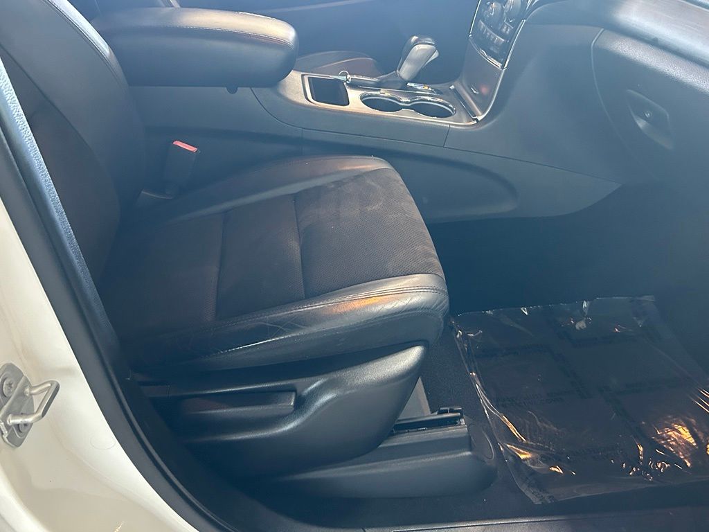 Used 2020 Bright White Clearcoat Jeep Altitude image 36