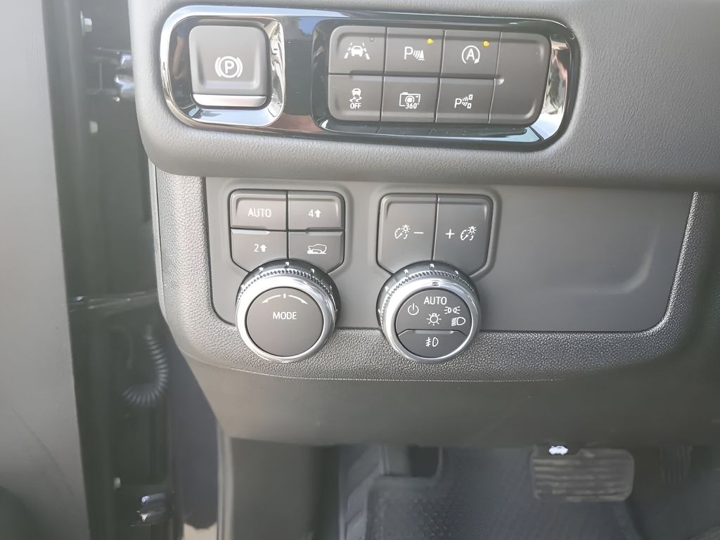 New Car 2025 Gmc Yukon  Elevation For Sale Under $90,000 In Austin, Texas