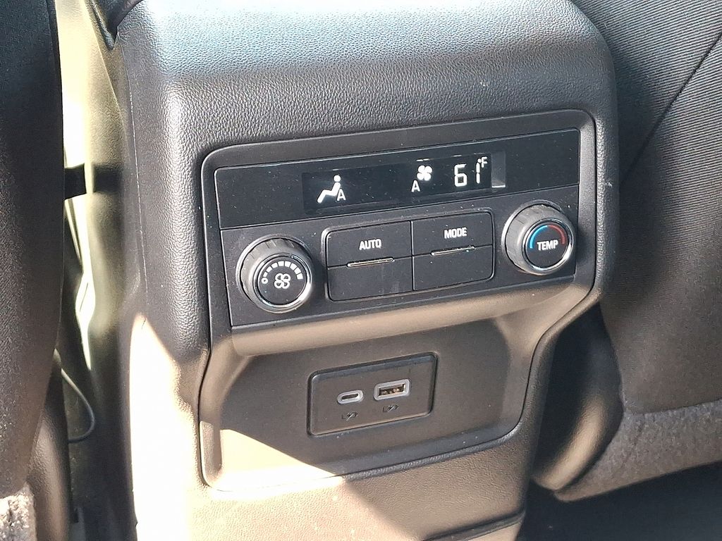 Thumbnail: 2023 GMC Acadia - 11