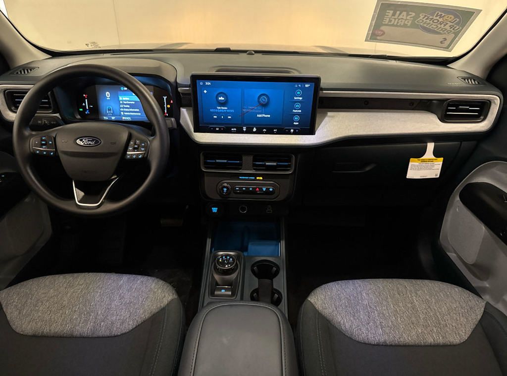 2025 Ford Maverick XLT photo 4