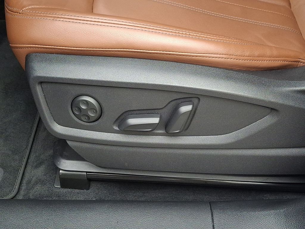 Thumbnail: 2024 Audi Q5 - 25