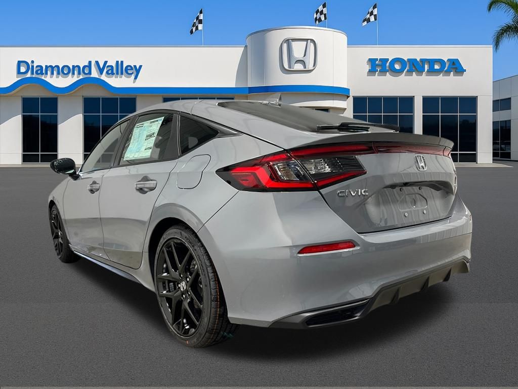 View vehicle photo 5