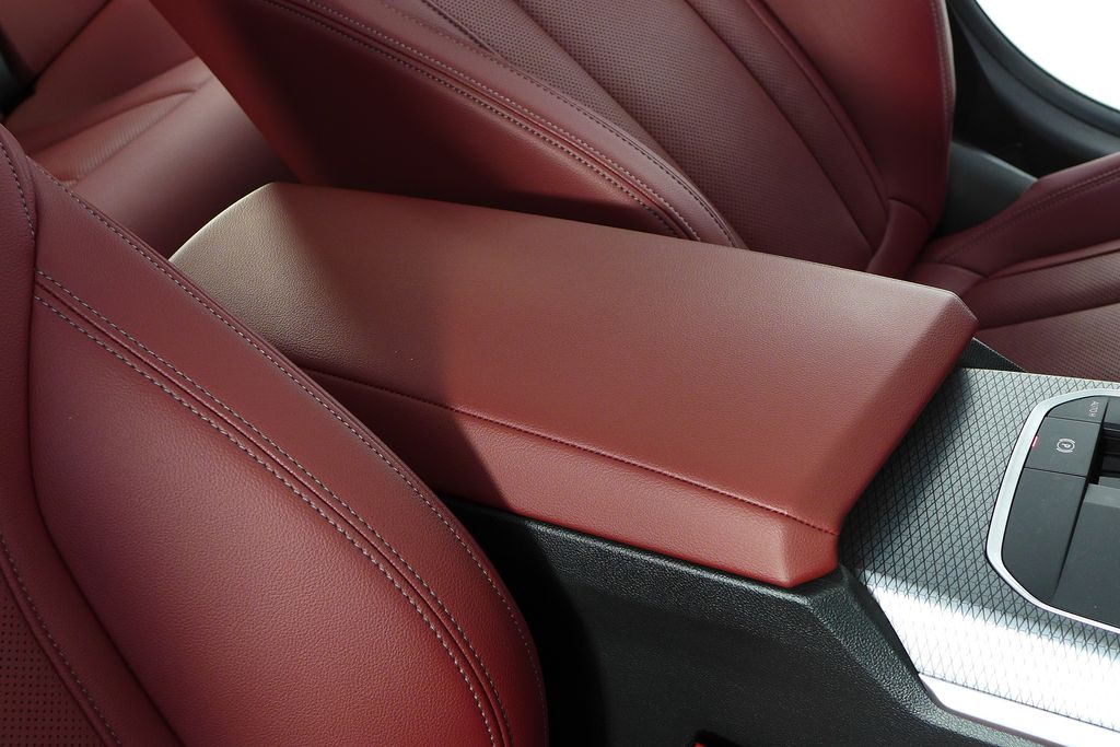 Thumbnail: 2023 BMW 3 Series - 16