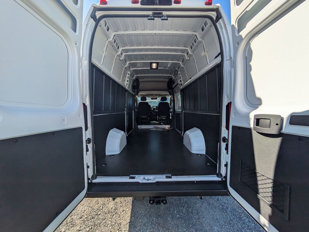 2025 Ram ProMaster 3500 Super High Roof 19