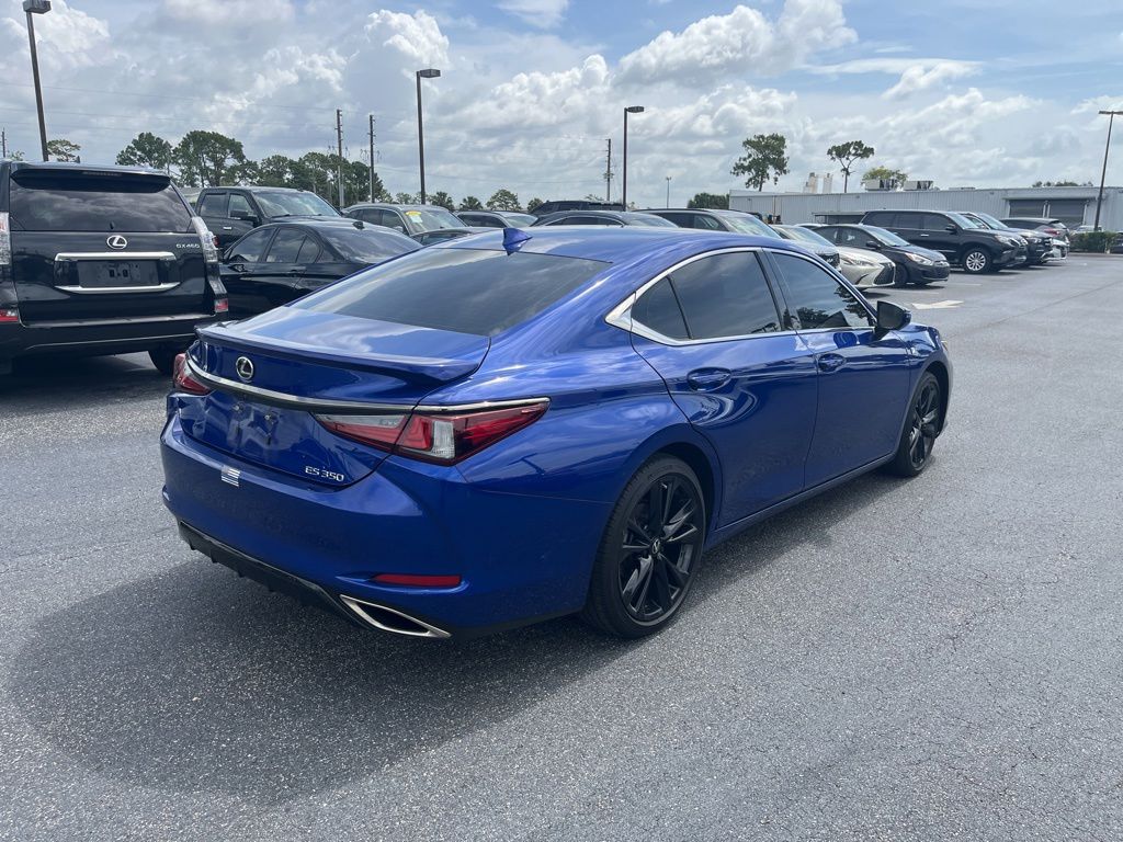Thumbnail: 2023 Lexus ES - 6