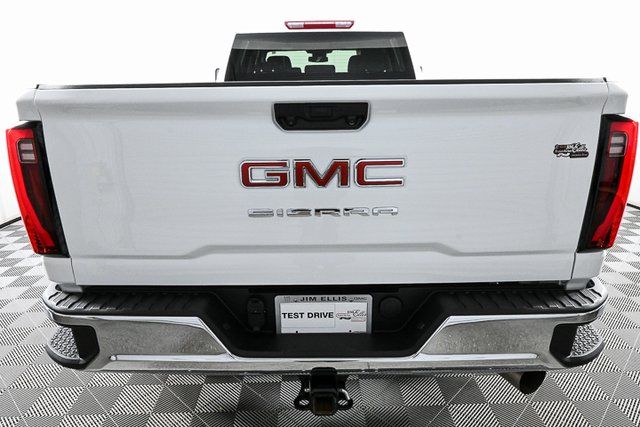 2024 GMC Sierra 3500HD Pro 22