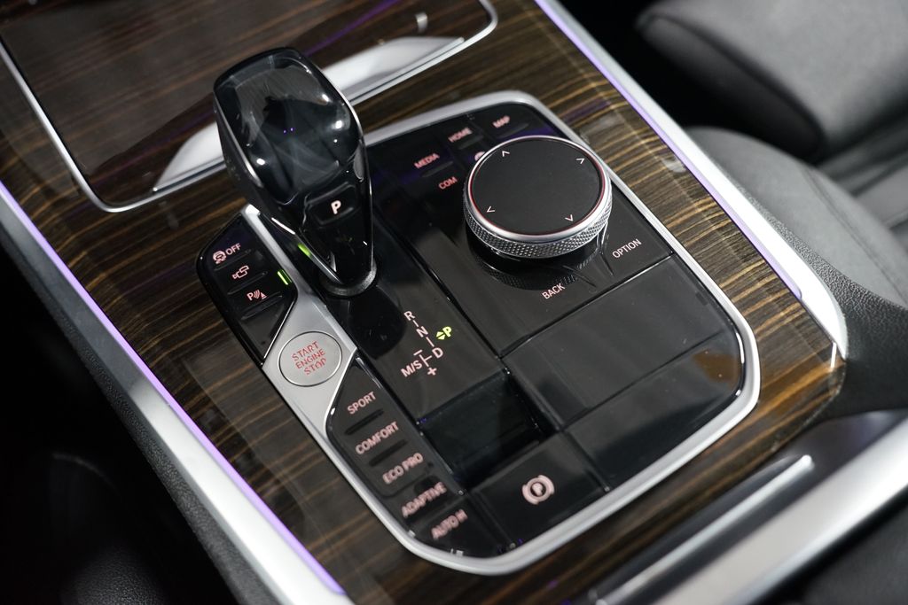 Thumbnail: 2021 BMW X5 - 24