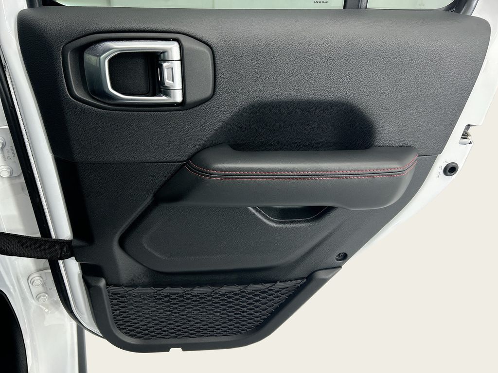 Thumbnail: 2024 Jeep Gladiator - 26