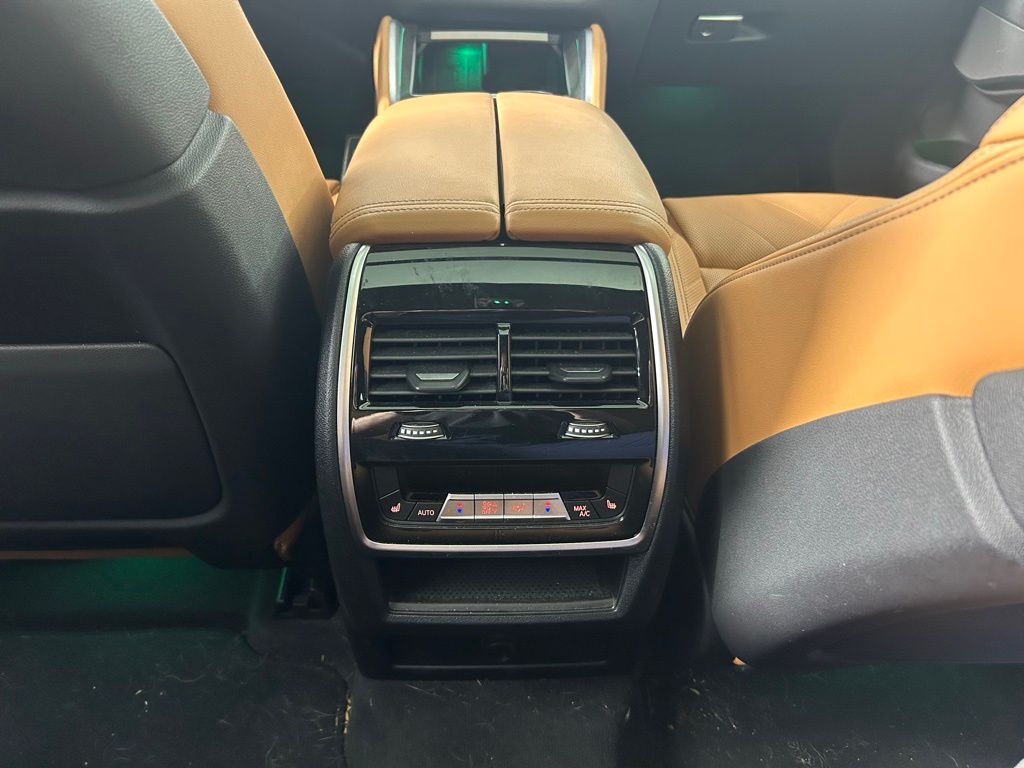 Thumbnail: 2024 BMW X6 - 19