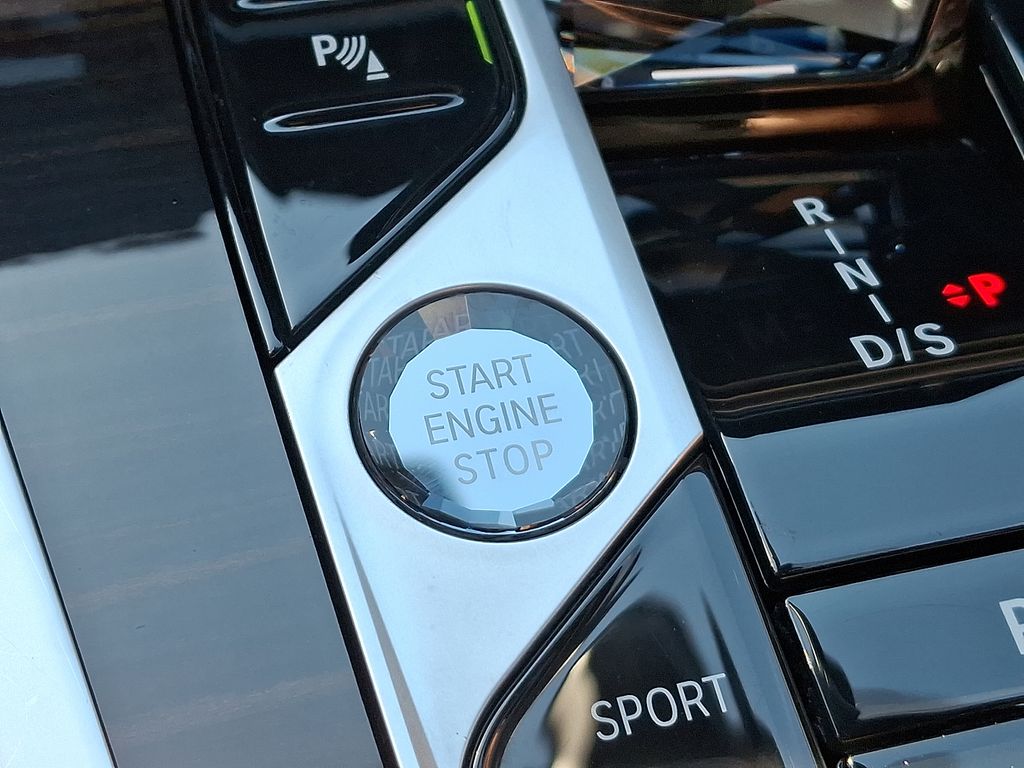 Thumbnail: 2024 BMW X6 - 26