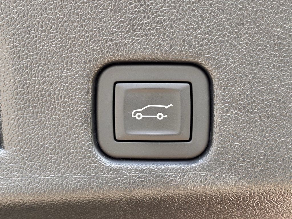 Used Car 2025 Chevrolet Traverse  Lt For Sale Under $40,000 In Corsicana, Texas