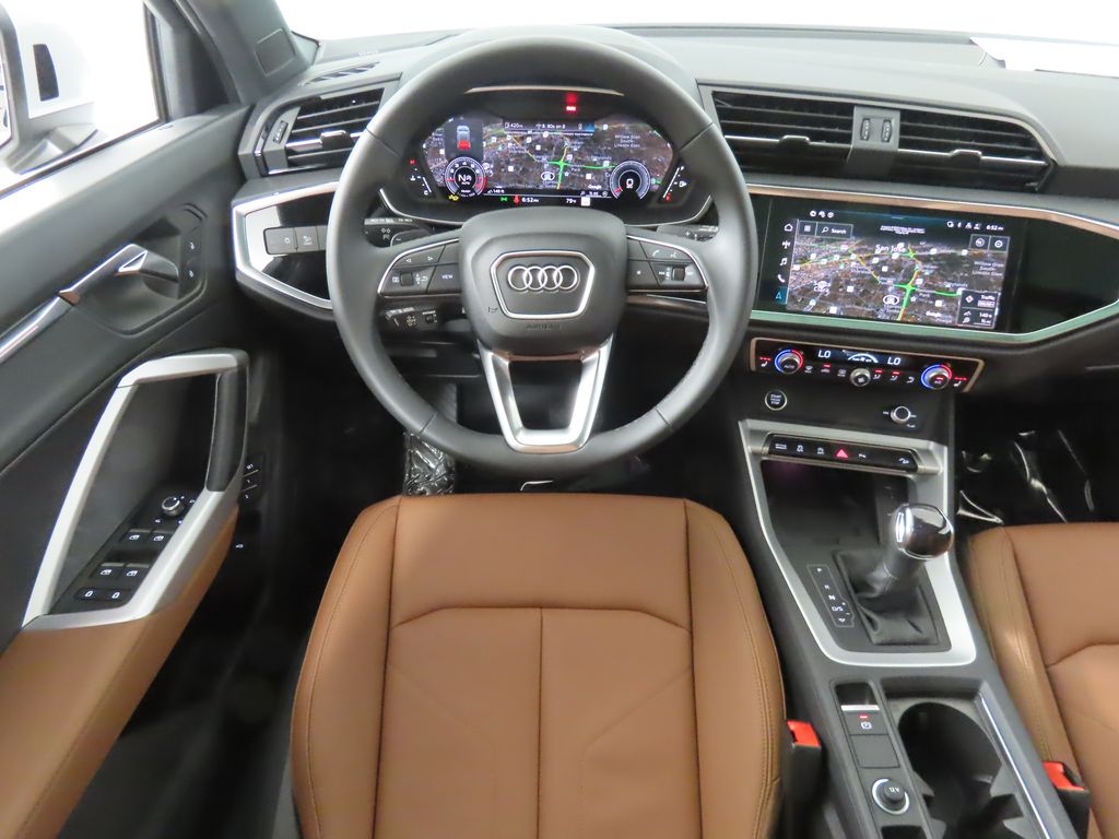 Thumbnail: 2025 Audi Q3 - 13