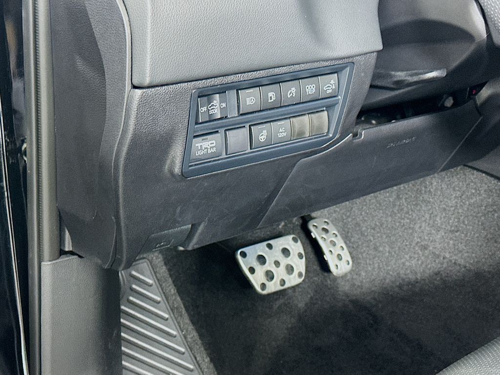 Thumbnail: 2026 Toyota Tundra - 10