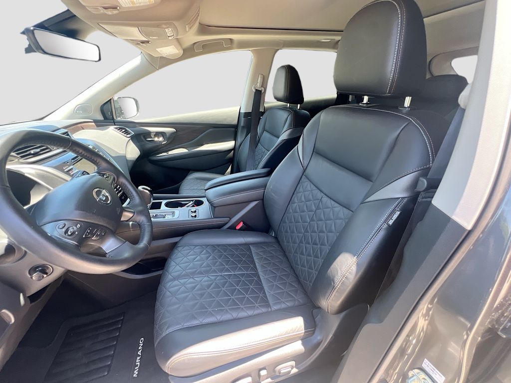 Used 2024 Gray Nissan Platinum image 22