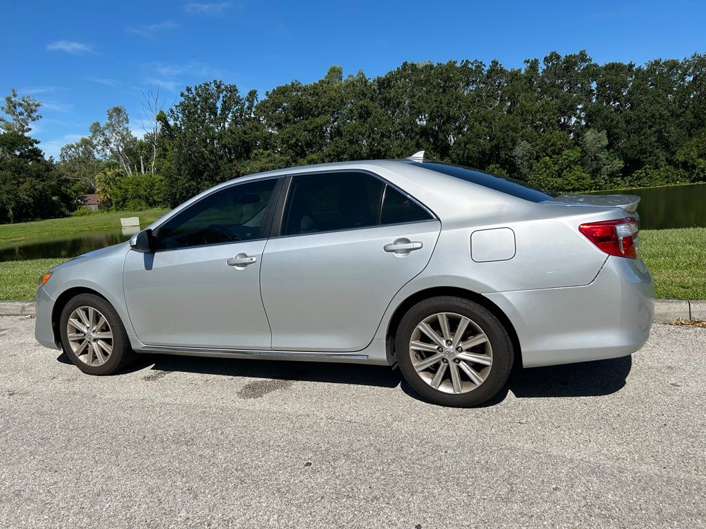 Thumbnail: 2012 Toyota Camry - 3