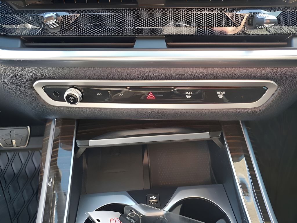 Used Car 2023 Bmw X7  Xdrive40i For Sale Under $50,000 In Austin, Texas