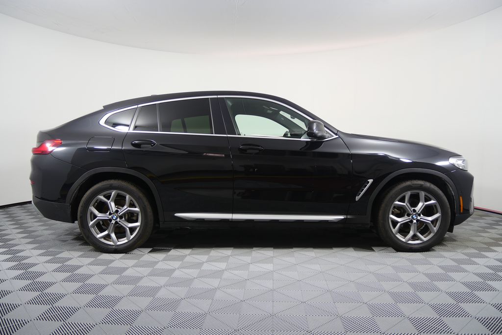Thumbnail: 2024 BMW X4 - 2