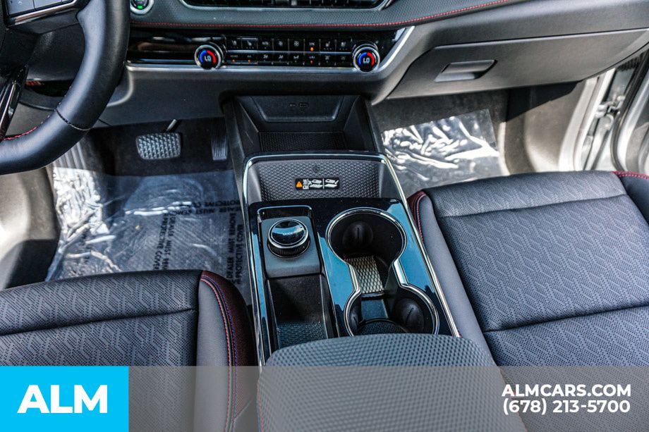 Used 2025 Gray Chevrolet RS image 42